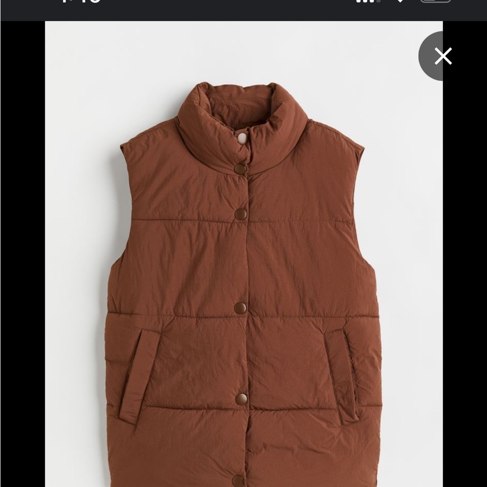 H&M Puffer Vest Size girls 14+ fits a woman sized small/medium